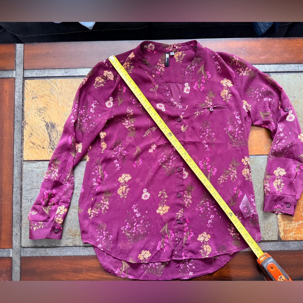 Kut from the kloth MP burgundy floral button down pocket blouse sheer luxury